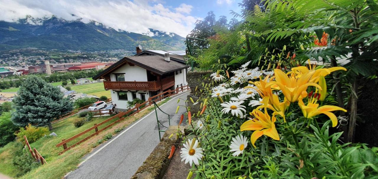 Agriturismo B&B Chevres A Cheval Charvensod Bagian luar foto