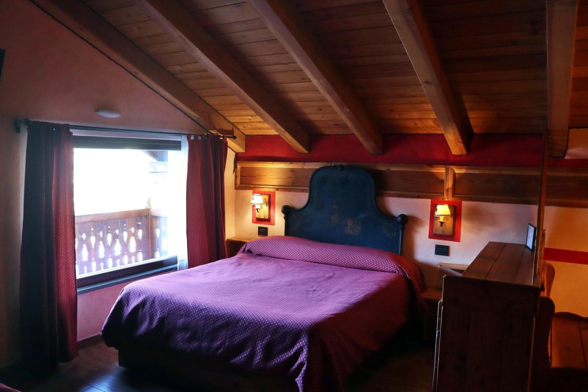 Agriturismo B&B Chevres A Cheval Charvensod Bagian luar foto
