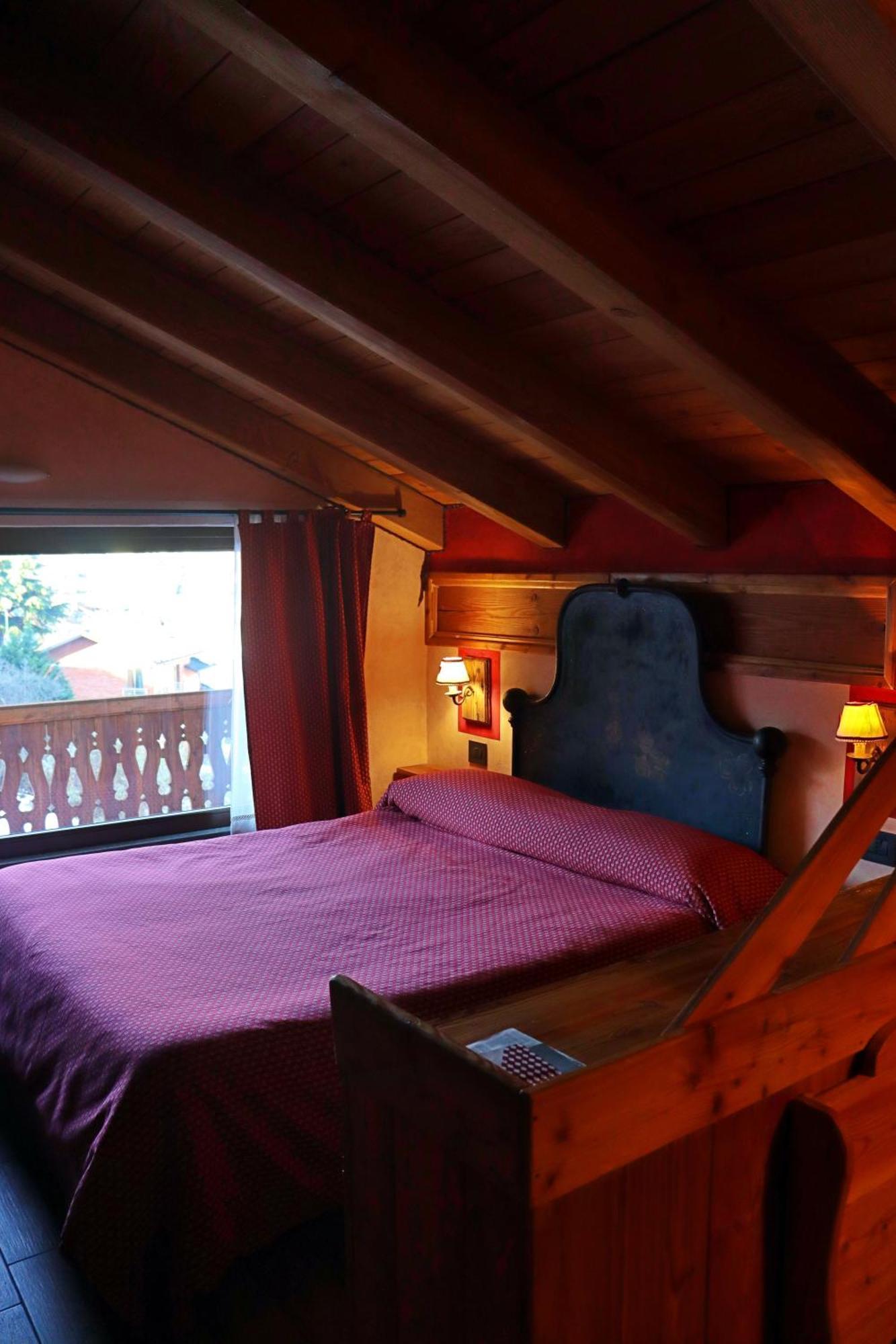 Agriturismo B&B Chevres A Cheval Charvensod Bagian luar foto