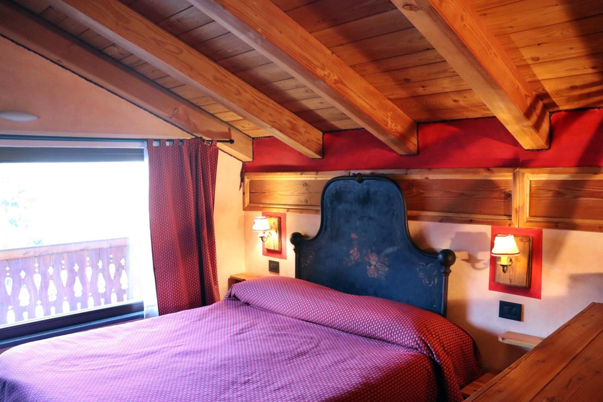 Agriturismo B&B Chevres A Cheval Charvensod Bagian luar foto