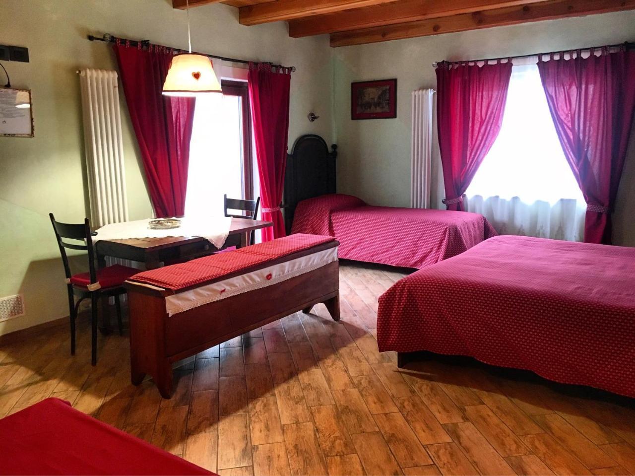 Agriturismo B&B Chevres A Cheval Charvensod Bagian luar foto